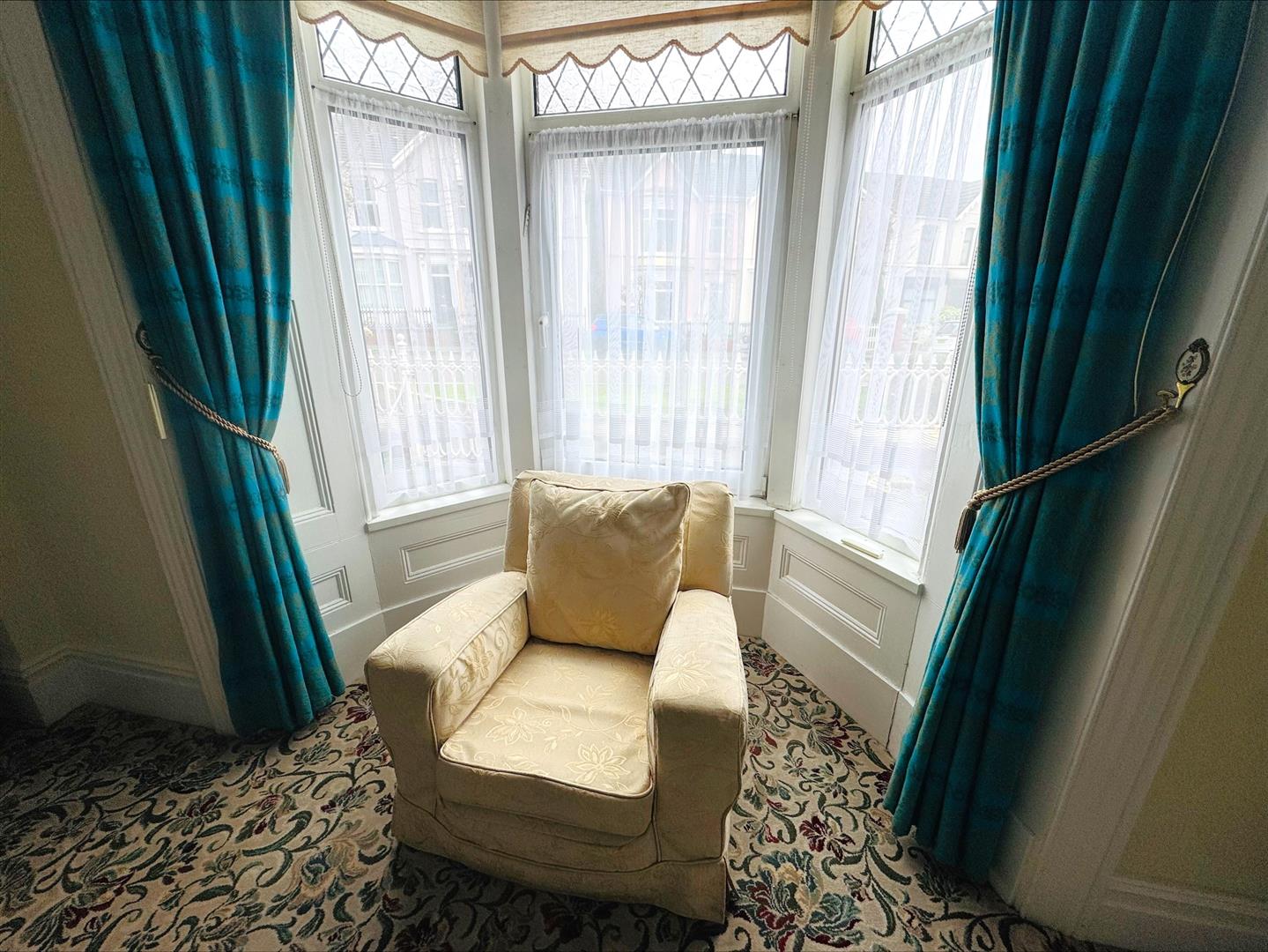 College Square, Llanelli, SA15 1DT